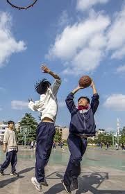 大家觉得这球越位吗？