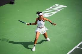 日本队强势晋级八强